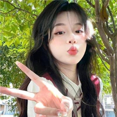 弯曲幸运草